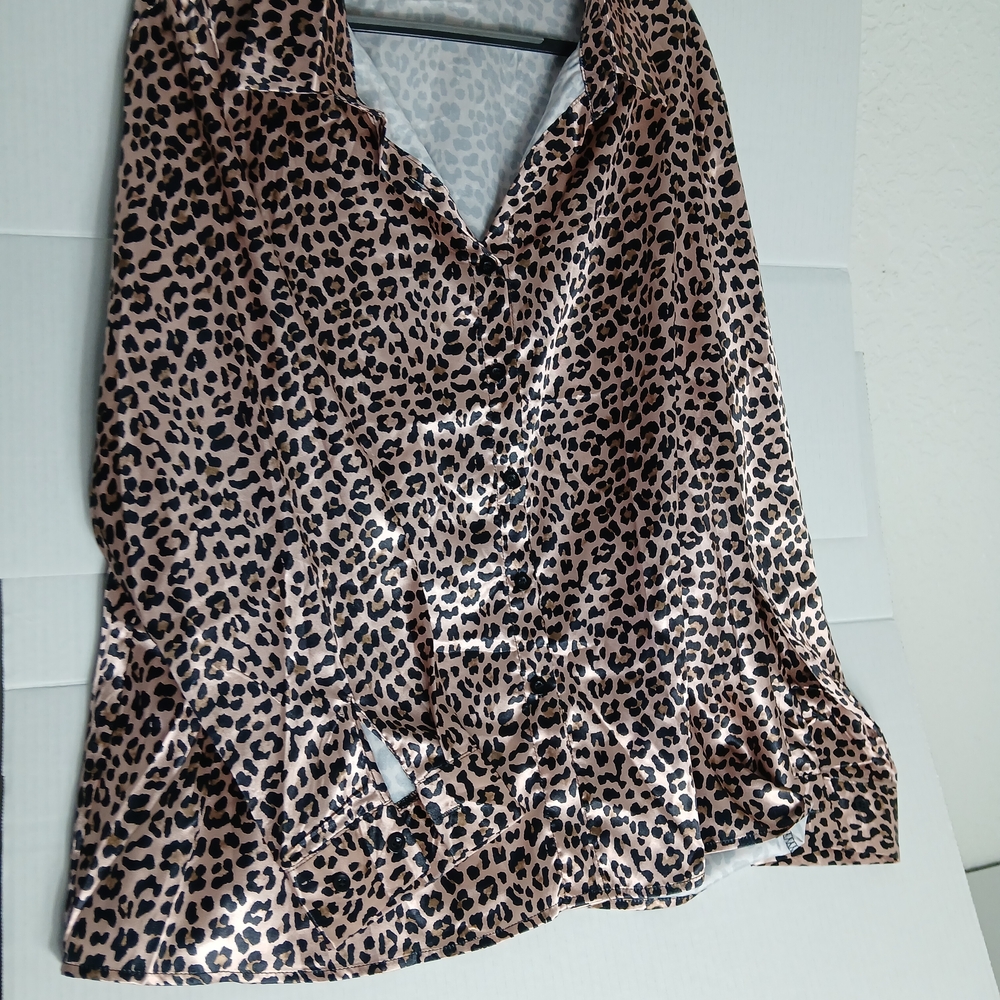 leopard print satin long-sleeved button-up sleep shirt Plus Size 2X